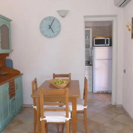 Clorinda , 1 Minute From The Sea Costa Rei